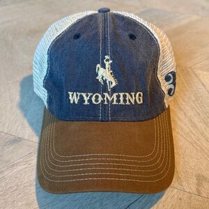 Wyoming Trucker Hat in Denim Blue, Cream, and Brown EUC